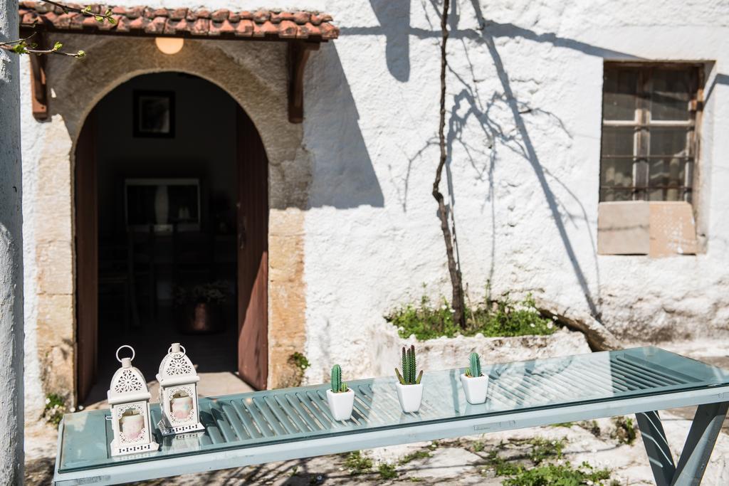 Traditional House Alikampos Esterno foto
